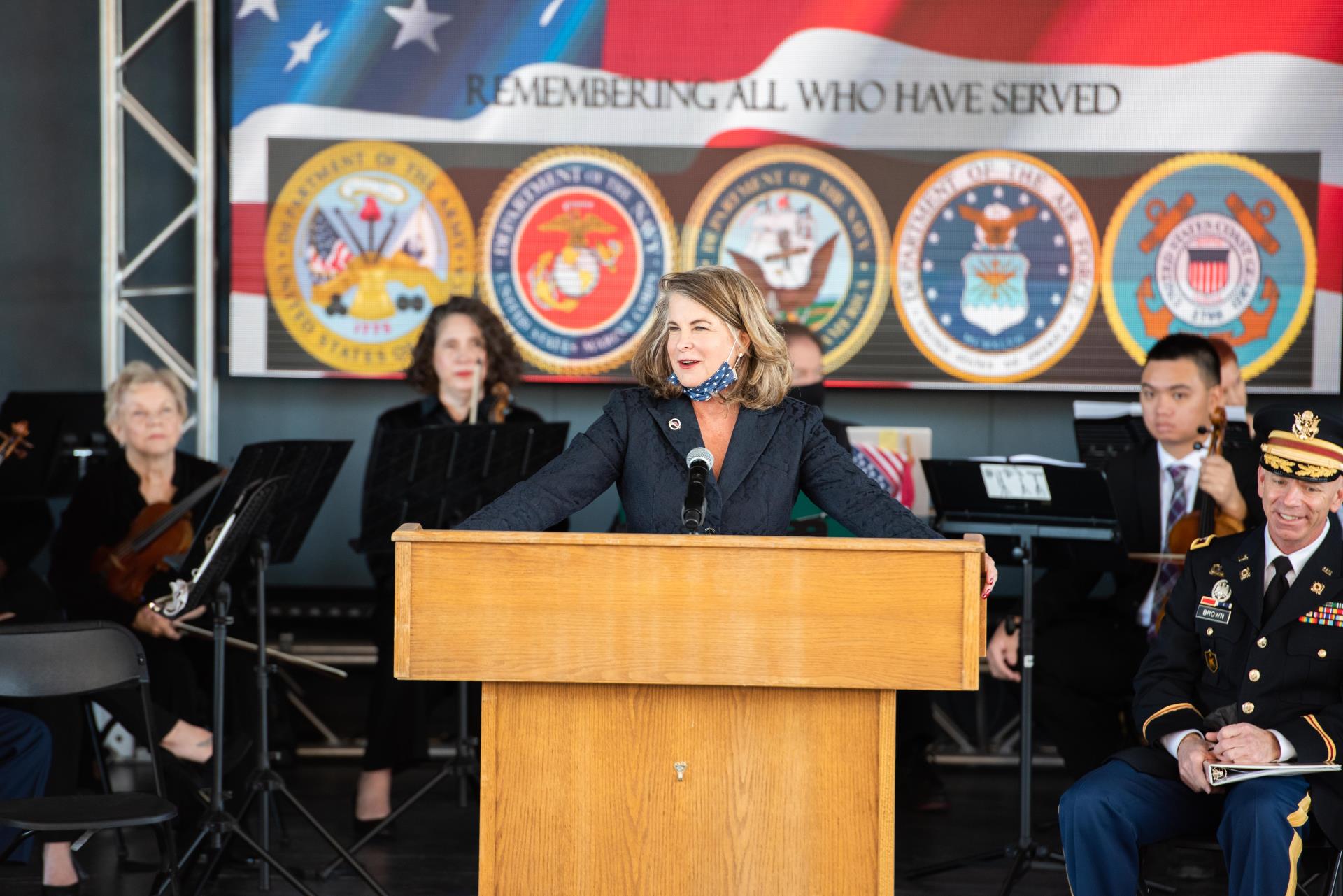 Veterans Day Ceremony 110621-1